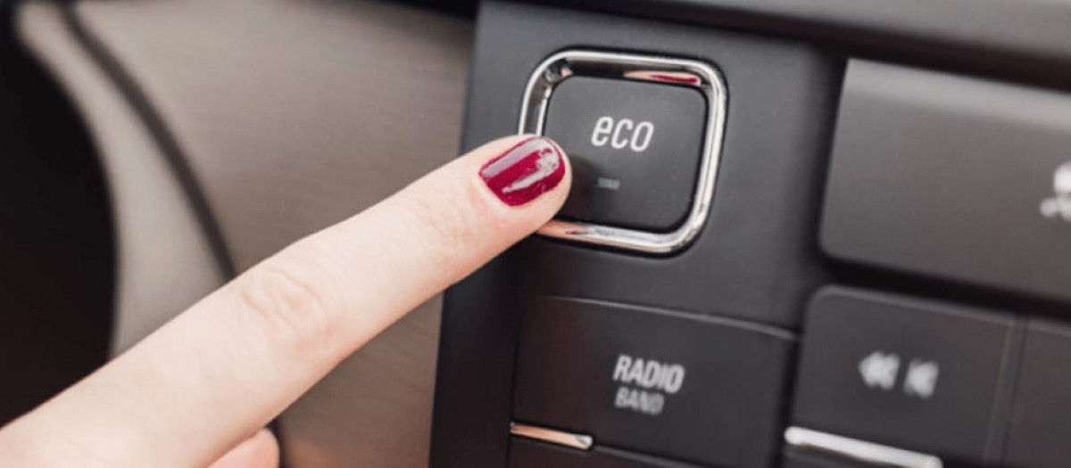 Este botón es habitual en muchos de los coches modernos
