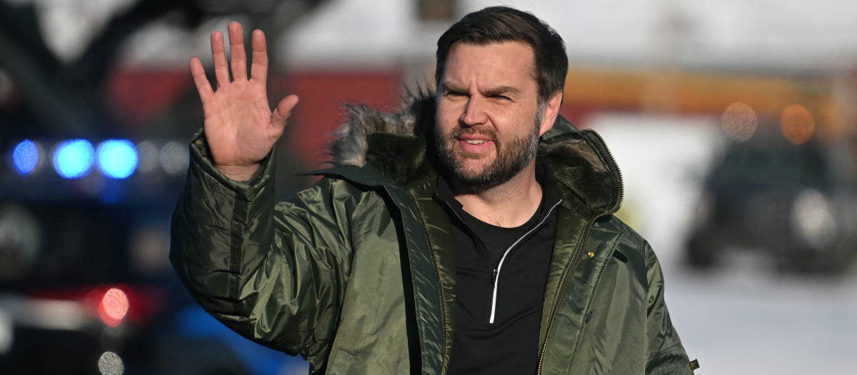 El vicepresidente estadounidense, J.D. Vance, en la Base Espacial Pituffik del ejército de EE.UU. en Groenlandia