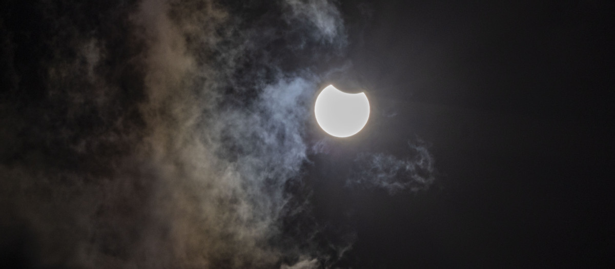 Eclipse parcial de sol visto este sábado desde Palma de Mallorca