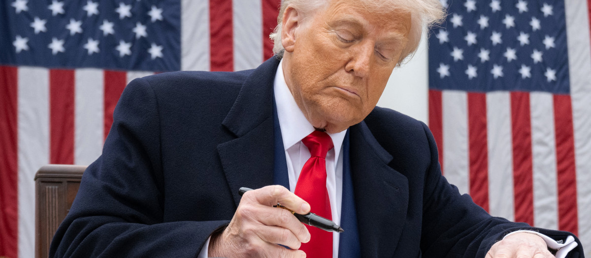 El presidente de Estados Unidos, Donald Trump, durante la firma del decreto de «aranceles recíprocos»