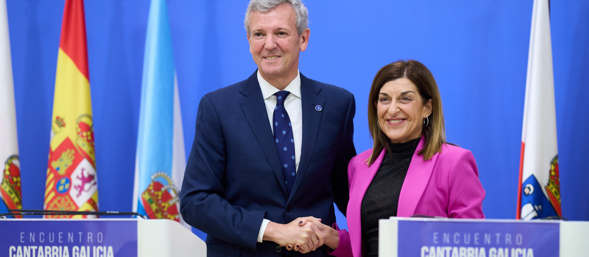 La presidenta de Cantabria, María José Sáenz de Buruaga, recibe al presidente de la Xunta de Galicia, Alfonso Rueda
