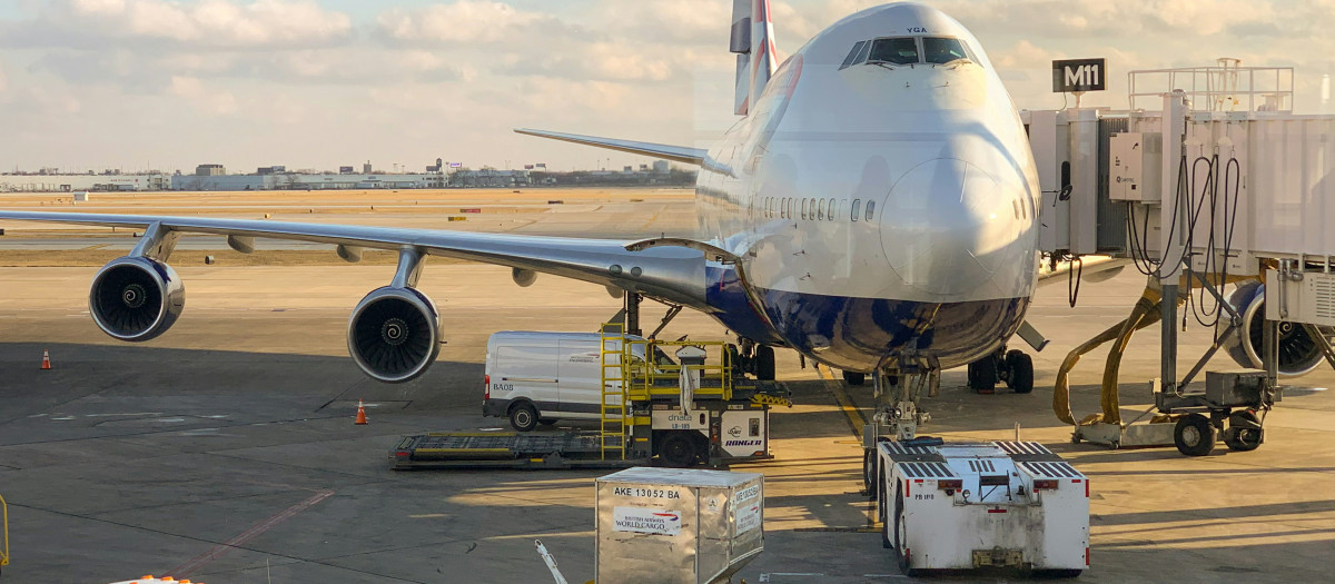 Apple ha enviado a Europa cinco aviones procedentes de India con dispositivos