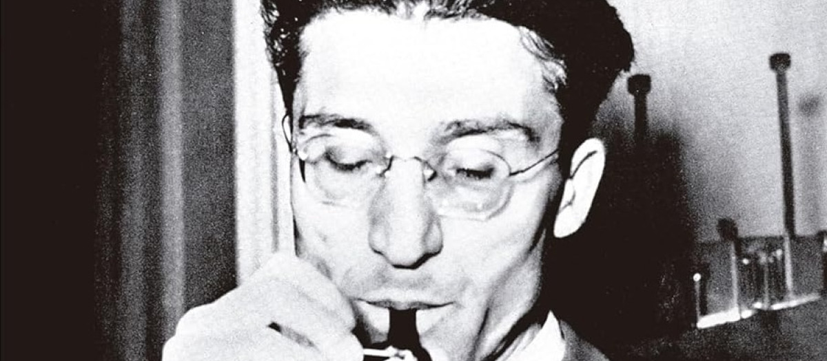 Cesare Pavese. Detalle de cubierta de Hotel Roma