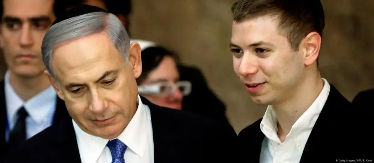 Netanyahy y su hijo Yair