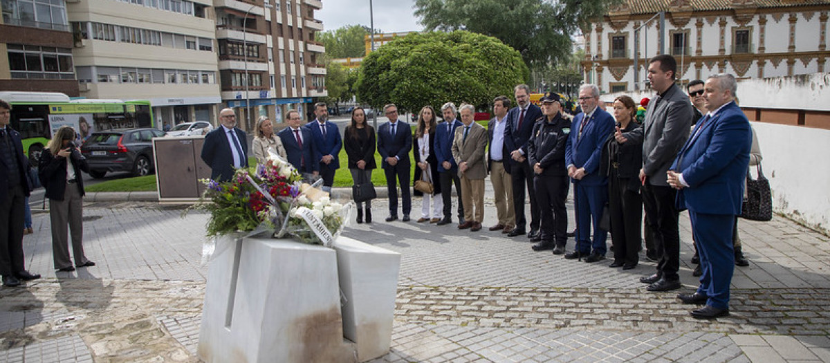 Homenaje en recuerdo a las policías locales asesinadas en 1996