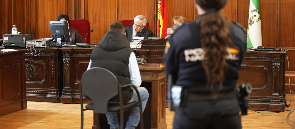El asesino del Vaca de las Tres Mil, durante el juicio en la Audiencia de Sevilla