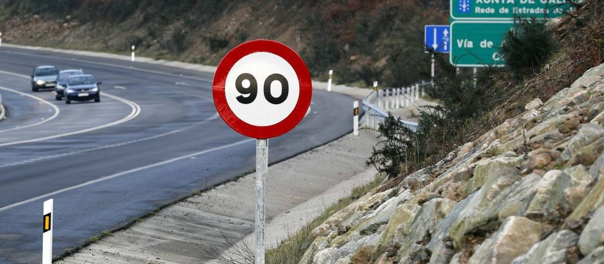 La velocidad máxima de una vía es una referencia, no una obligación