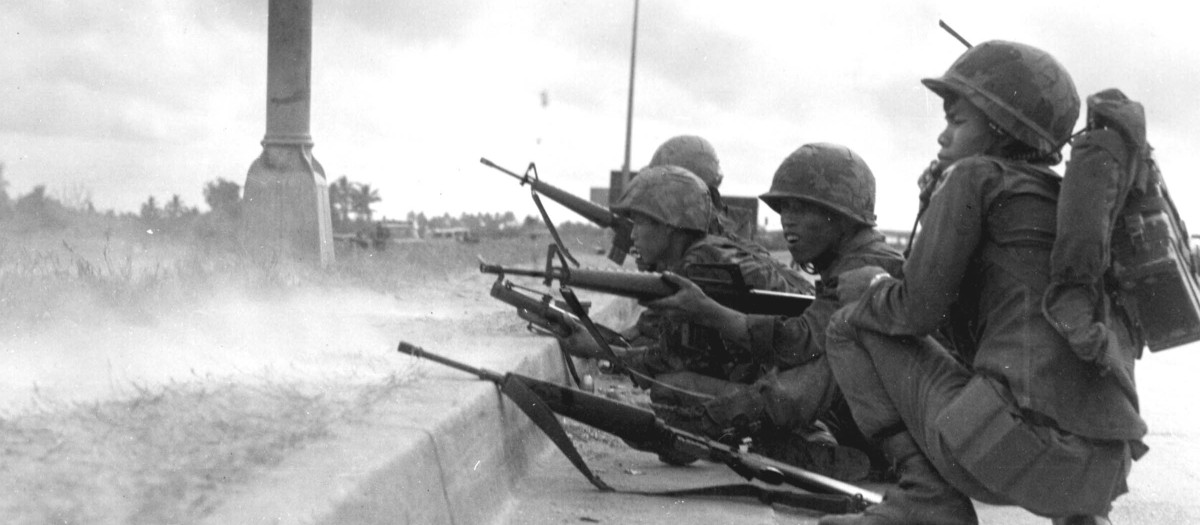 Soldados del ERVN durante la ofensiva del Tet en 1968