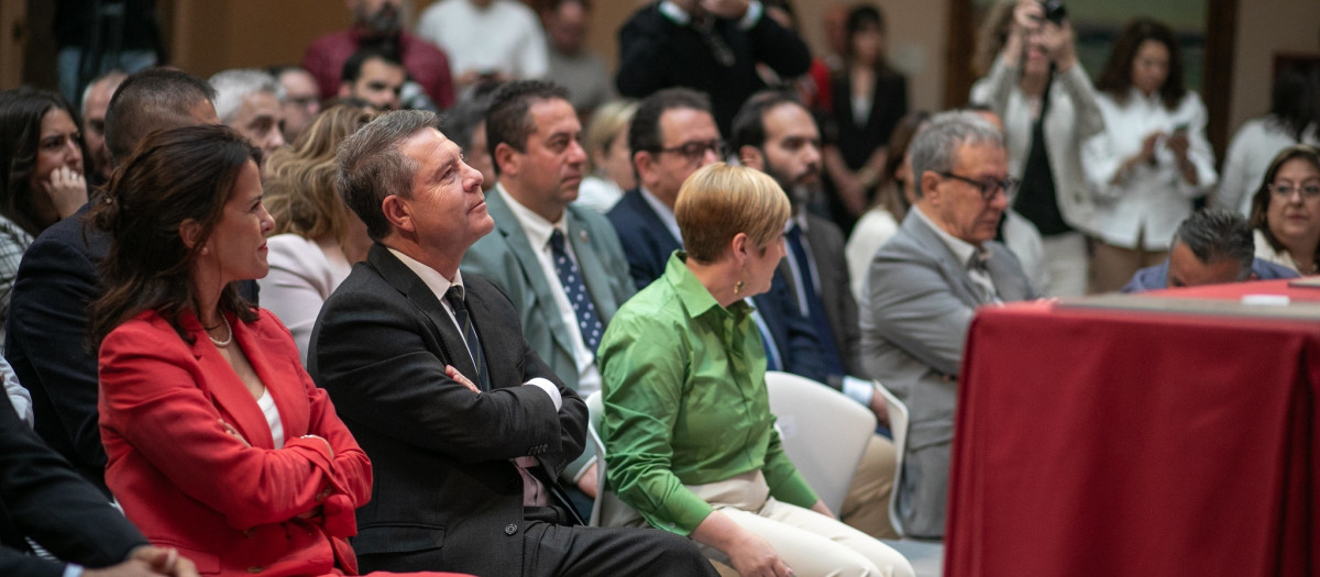 El presidente de Castilla-La Mancha, Emiliano García-Page.
REMITIDA / HANDOUT por JCCM
Fotografía remitida a medios de comunicación exclusivamente para ilustrar la noticia a la que hace referencia la imagen, y citando la procedencia de la imagen en la firma
25/4/2025
