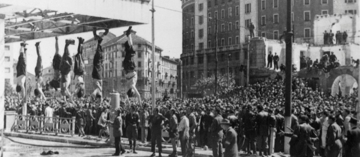Plaza de Loreto el 28 de abril de 1945