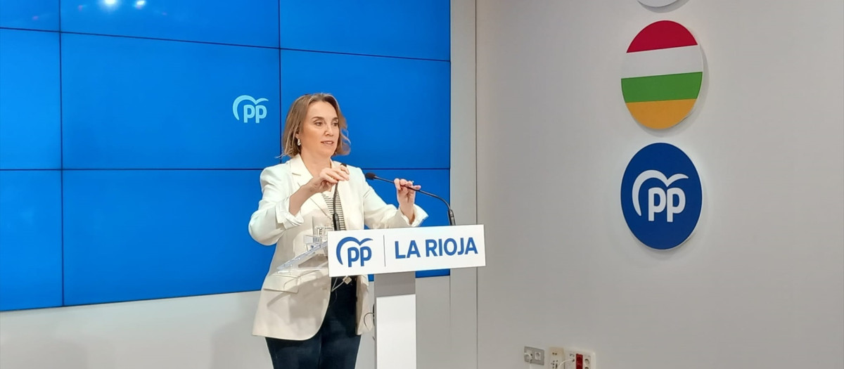 La secretaria general del PP, Cuca Gamarra, en Logroño
EUROPA PRESS
27/4/2025