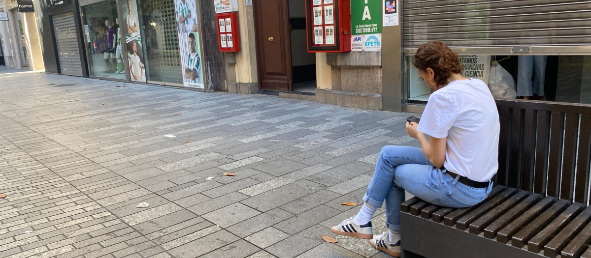 Imagen del apagón eléctrico en la calle Cruz Conde de Córdoba