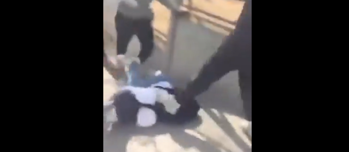 Un momento de la brutal agresión en Mataró