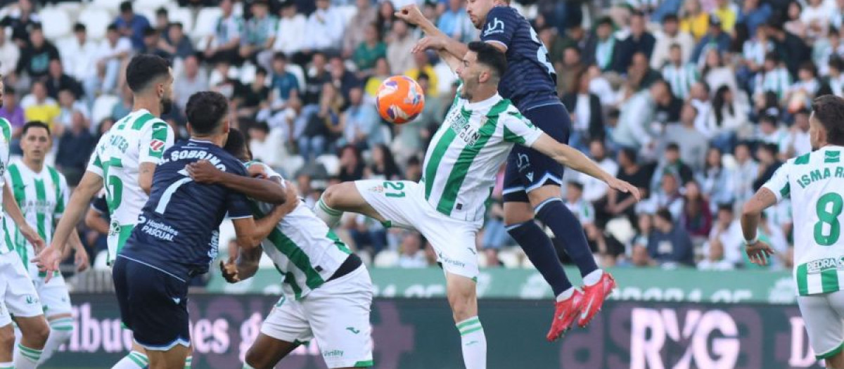 Las notas de los jugadores del Córdoba CF ante el Cádiz CF