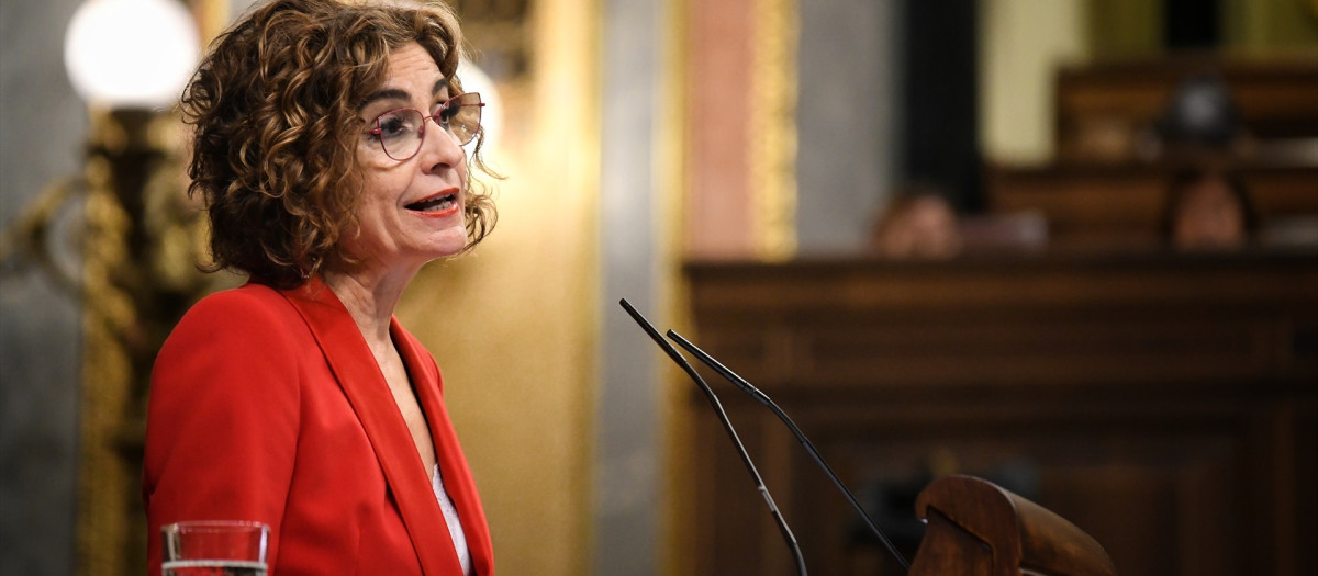 María Jesús Montero en el Congreso de los Diputados