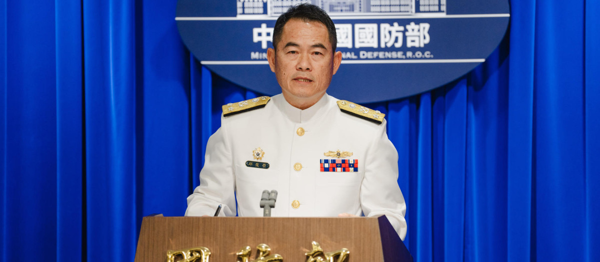 El jefe del Estado Mayor de la Armada de Taiwán, el vicealmirante Chiu Chun-jung