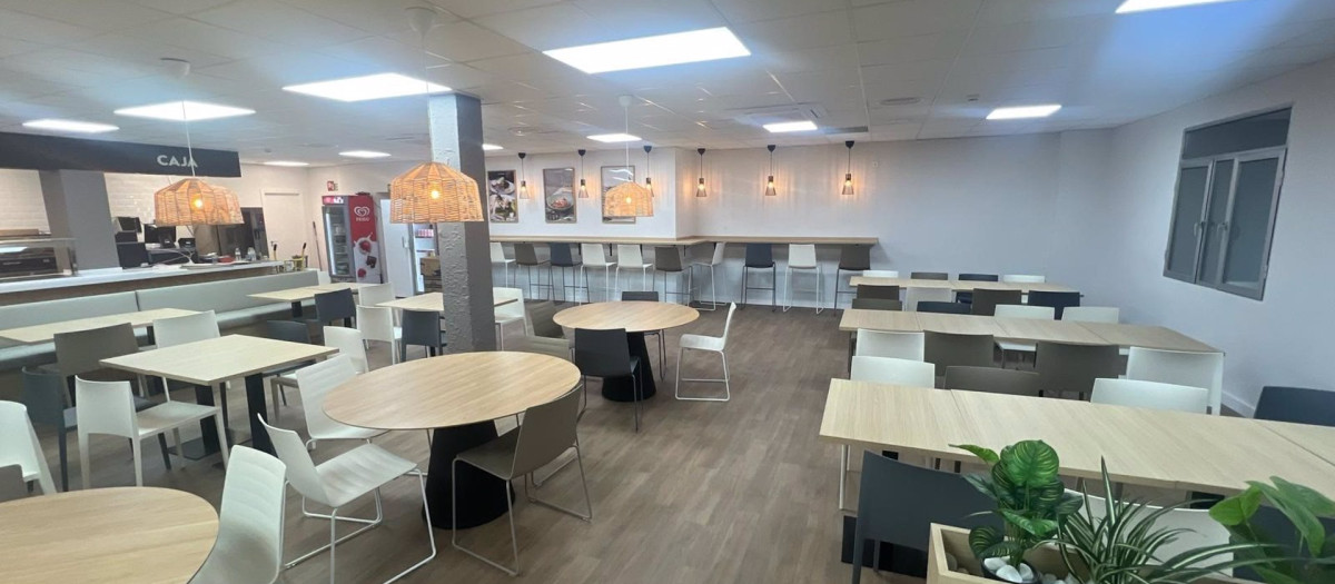Cafetería-restaurante del Hospital Universitario Torrecárdenas de Almería (archivo)