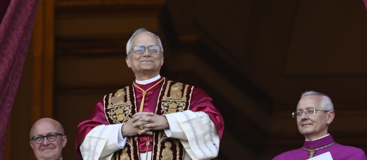 El Papa León XIV, en San Pedro del Vaticano, tras su proclamación