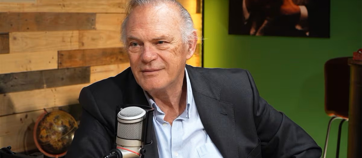 El presentador Pedro Piqueras, durante su participación en el podcast 'Lo que tú digas
