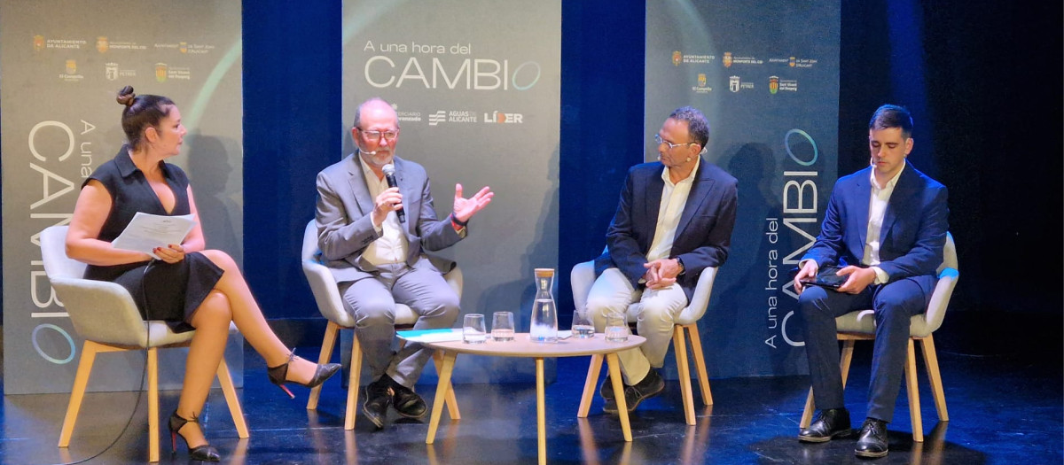 Jornada 'A una hora del Cambio' celebrada en El Campello