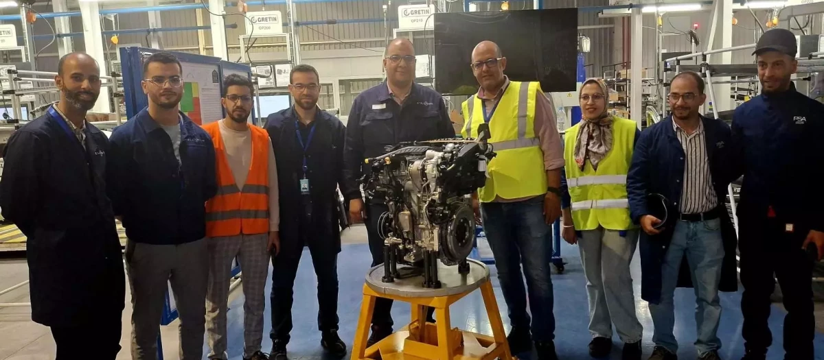 Imagen de la salida de la fábrica del primer motor de Stellantis en Marruecos