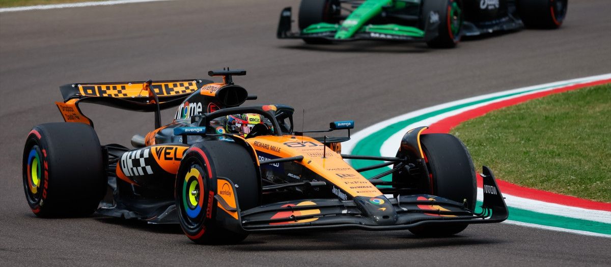 Piastri en el circuito del Gran Premio de Emilia Romagna
