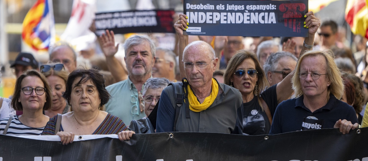 Lluís Llach, presidente de la ANC, durante una concentración en julio