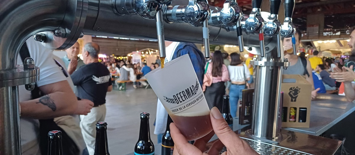 Feria de la cerveza artesana.

REMITIDA / HANDOUT por BEERMAD
Fotografía remitida a medios de comunicación exclusivamente para ilustrar la noticia a la que hace referencia la imagen, y citando la procedencia de la imagen en la firma
22/5/2025