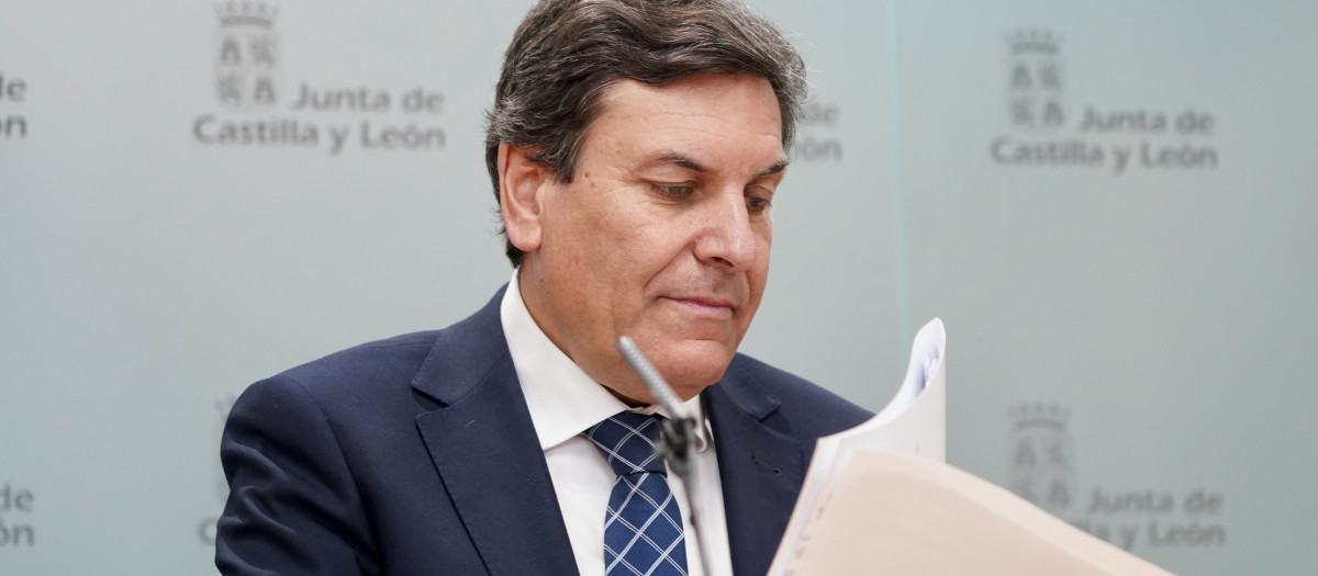 El consejero de Economía y Hacienda y portavoz de la Junta de Castilla y León, Carlos Fernández Carriedo