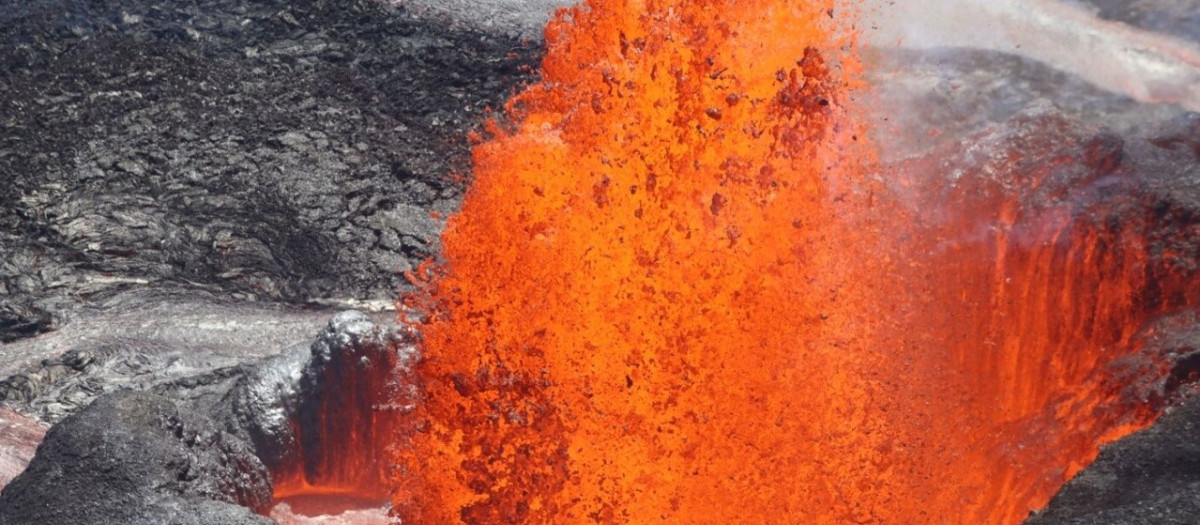 Investigadores encontraron pequeños rastros del precioso metal rutenio con una composición isotópica anómala en lavas de Hawái