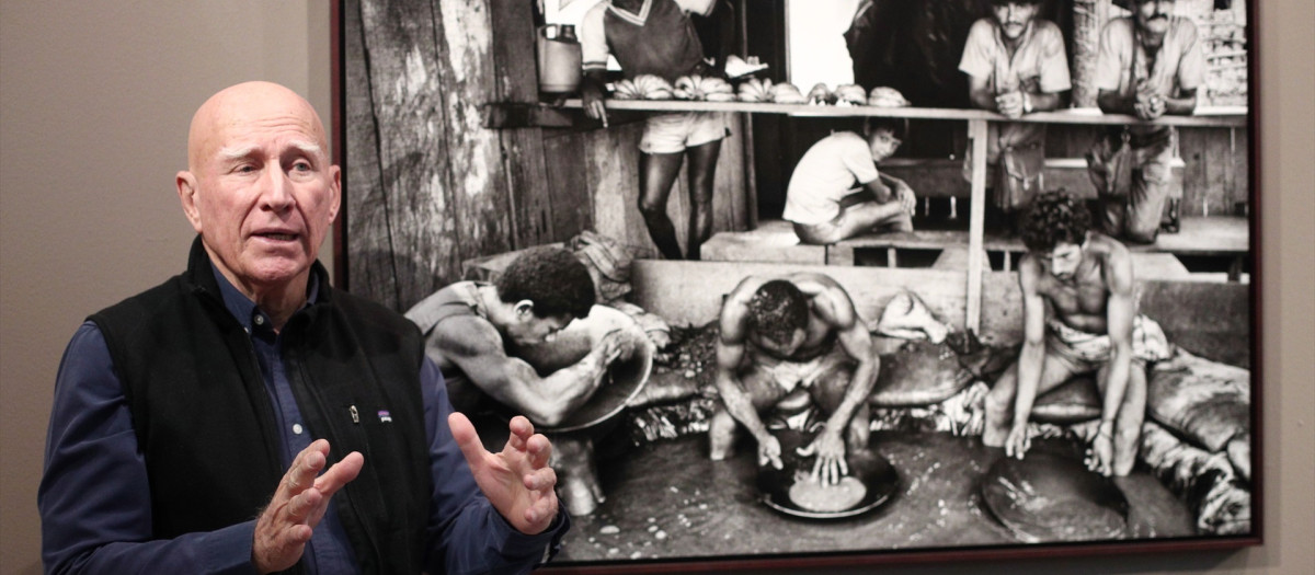 Sebastiao Salgado, en una exposición en Madrid a finales de 2019