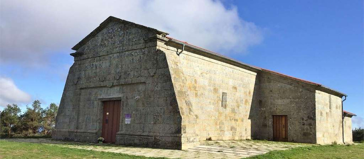 Así es la ermita desde donde se puede disfrutar de unas impresionantes vistas