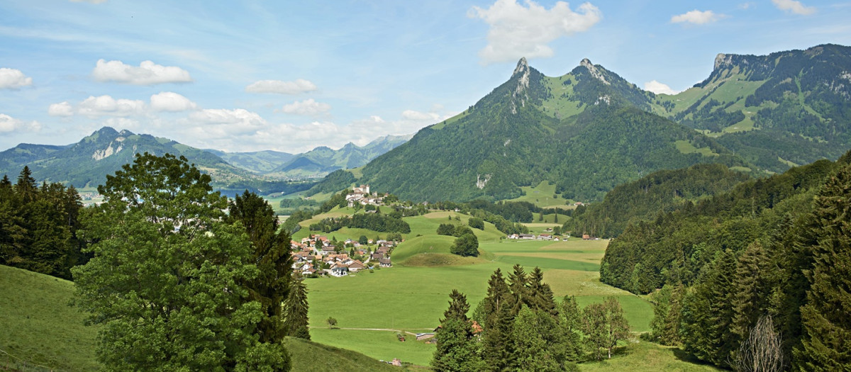 Paisaje de Suiza, uno de los países más seguros del mundo.