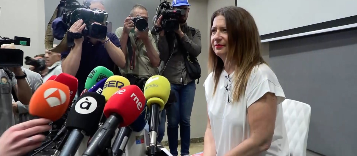 Leire Díez se justifica con su faceta periodística y anuncia un libro sobre las 'cloacas del Estado'