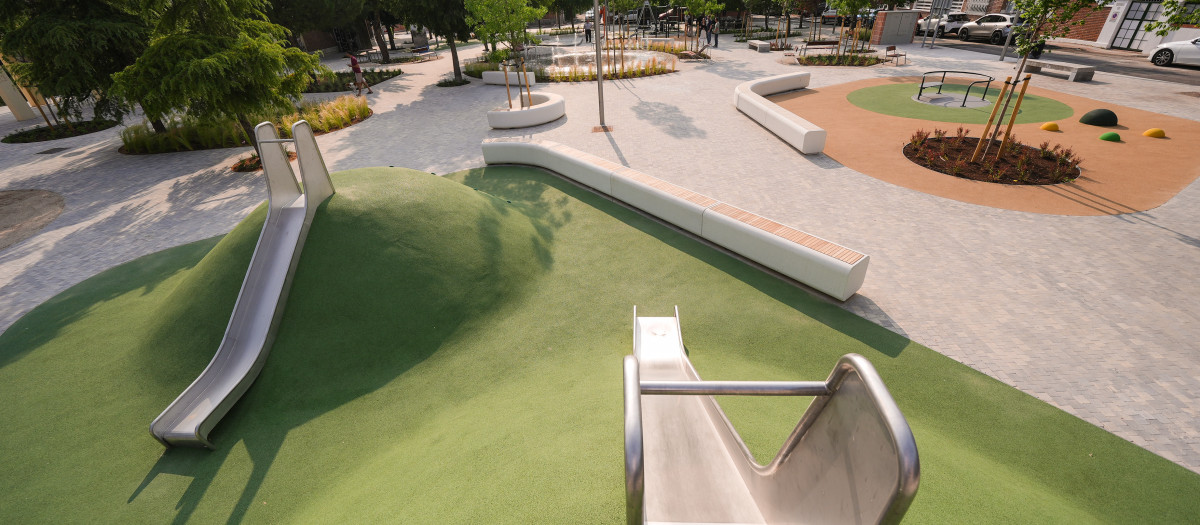 La recién remodelada plaza de San Cristóbal