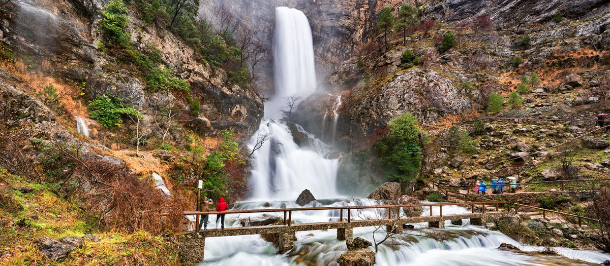 Reventón en el nacimiento del río Mundo