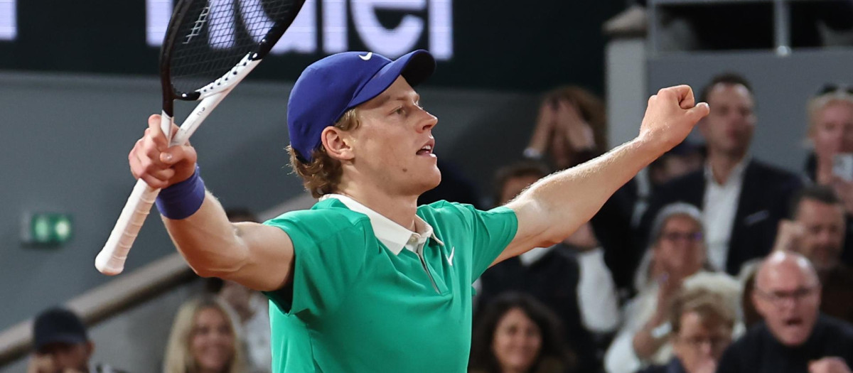 El tenista italiano Jannik Sinner jugará la final de Roland Garros 2025