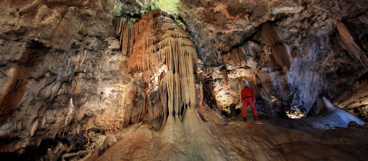 Cueva de Valporquero, en León, la "reina de las cuevas"