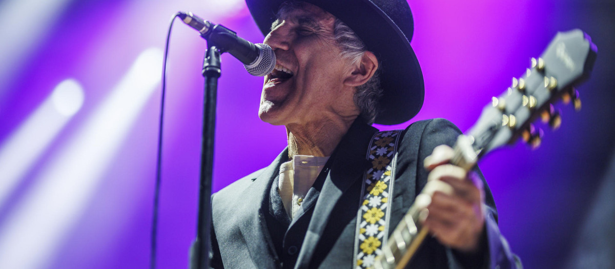 Mikel Erentxun en el concierto de las Noches del Botánico