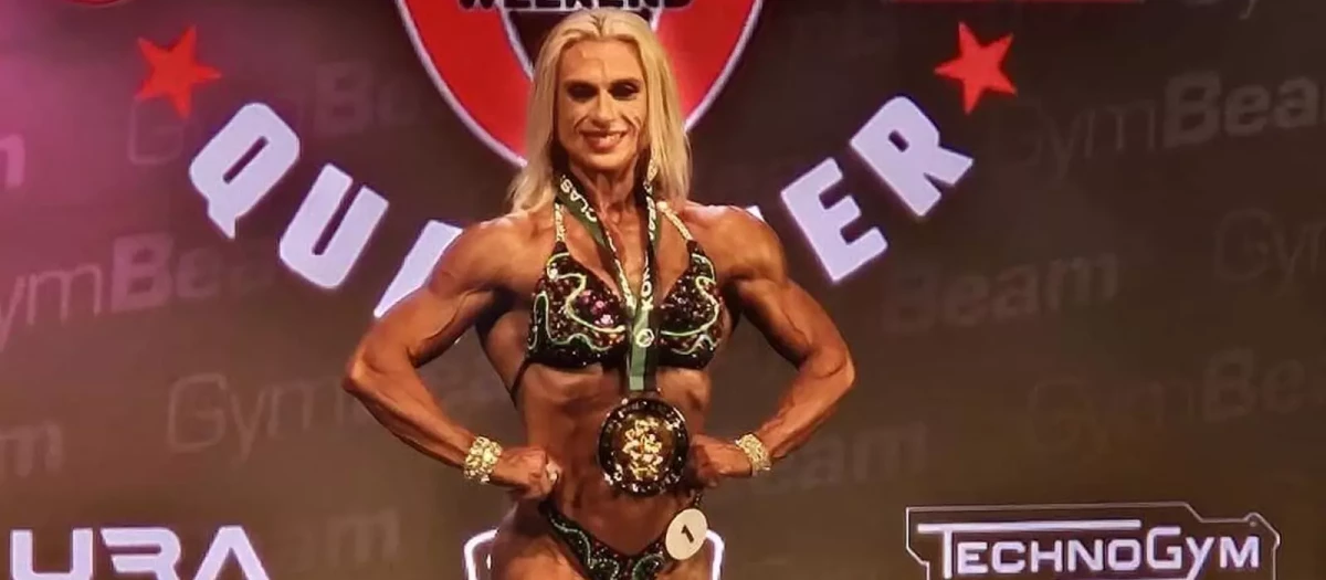 Carolina Fernández en una competición de culturismo