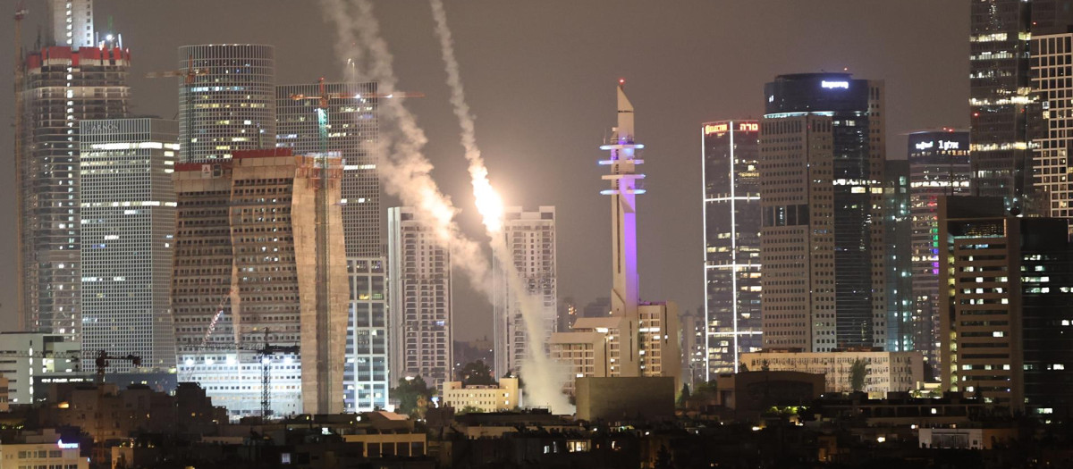 Misiles balísticos caen sobre Tel Aviv