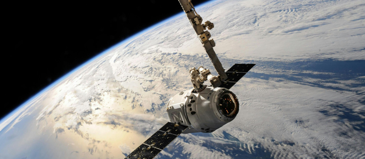 Satélite