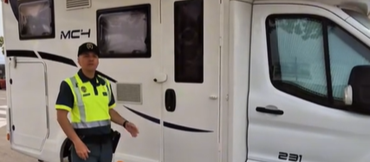 La Guardia Civil y la Policía Municipal controla a las autocaravanas