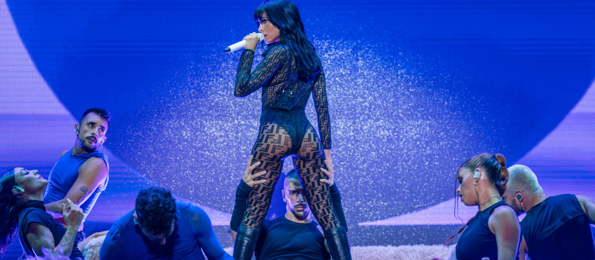 La cantante Aitana Ocaña, en un momento de su concierto en el Starlite Marbella de 2024