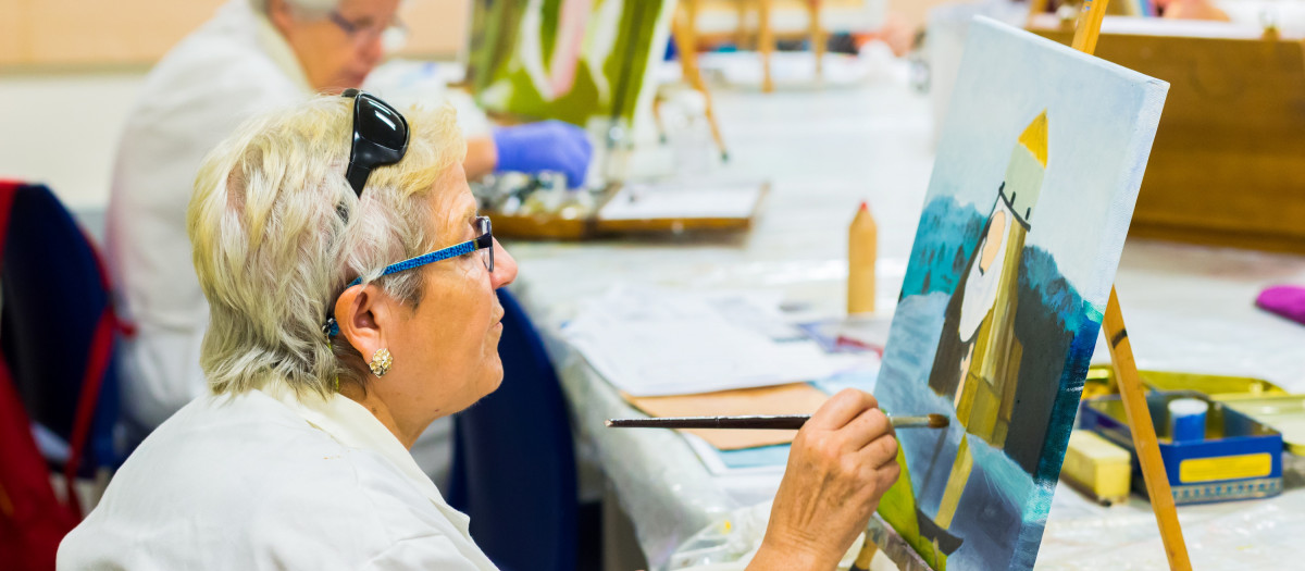 Taller de pintura del programa de Personas Mayores de la Fundación ”la Caixa”