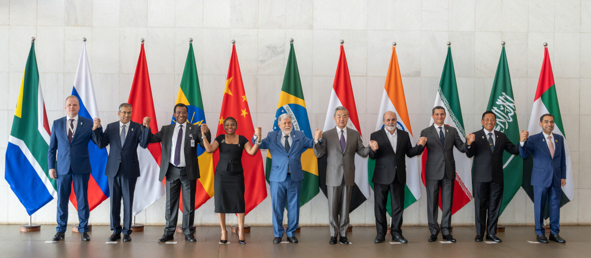 Los países BRICS condenan los ataques en Irán y exigen una salida diplomática a la crisis en Oriente Medio