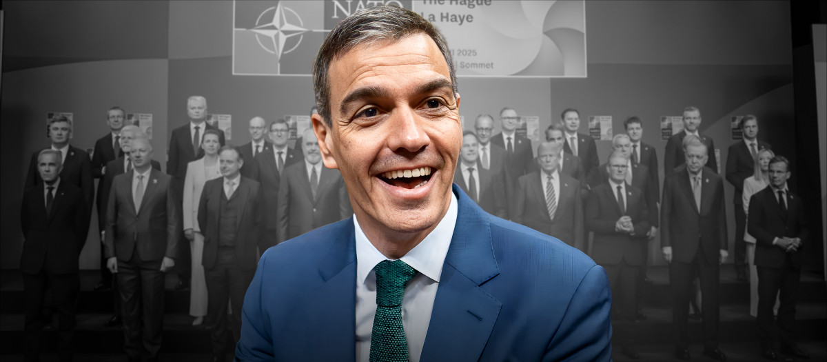 Montaje con Pedro Sánchez en primer plano y los líderes de la OTAN en La Haya