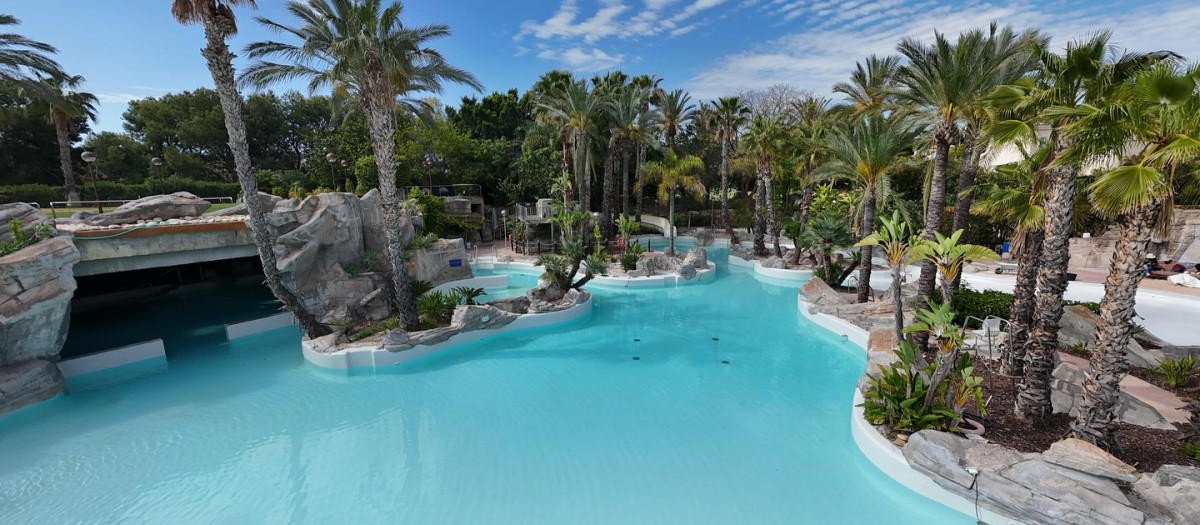 Imagen de la nueva piscina temática de Bonalba, Alicante