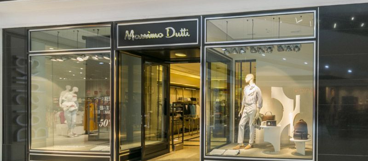 Tienda de Massimo Dutti, en Centro Comercial La Sierra
