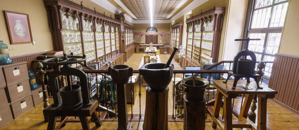 Vista de la antigua farmacia del hospital de Nuestra Señora de Gracia de Zaragoza